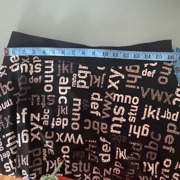 Joseph Ribkoff Skirt - Alphabet - Size 12 - Picture 9 of 10